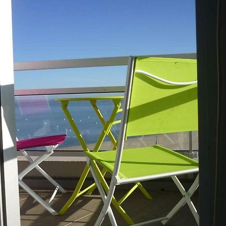 Appartamento Studio Avec Balcon Sur Plage Pereire Pleine Vue Mer Arcachon Esterno foto